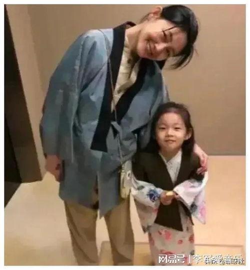 近期娱乐热门吃瓜事件,揭秘近期热门事件背后的真相与幕后黑幕
