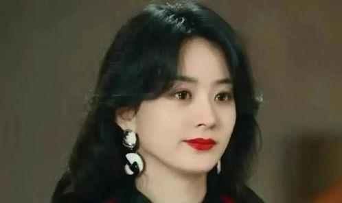娱乐圈吃瓜少女是谁啊,她是如何成为热门话题的?